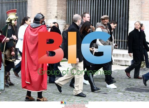 Will Smith and Rosario Dawson visit Colosseum in Rome