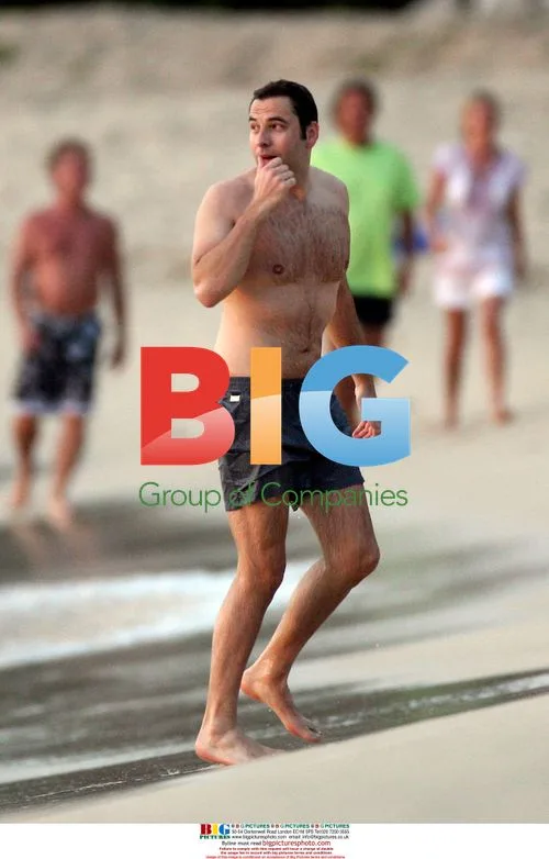 David Walliams relaxes in Barbados