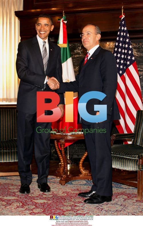 Obama Meets Mexican President Calderon