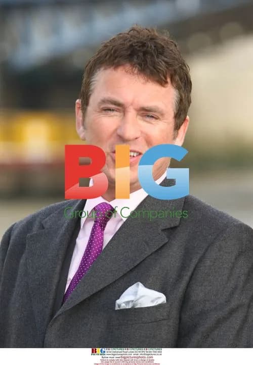 Shane Ritchie and Les Shrapnel as Minder cast
