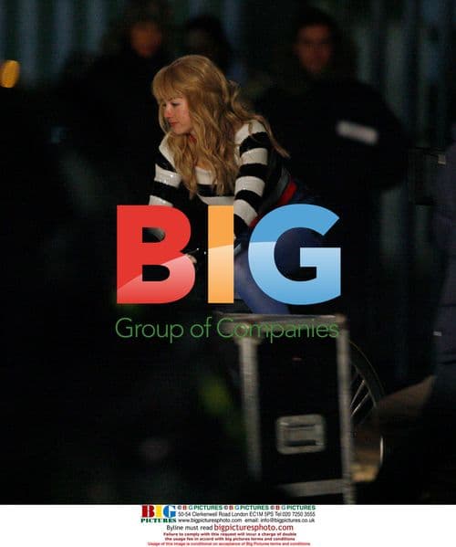 Duffy films diet coke commercial with body double