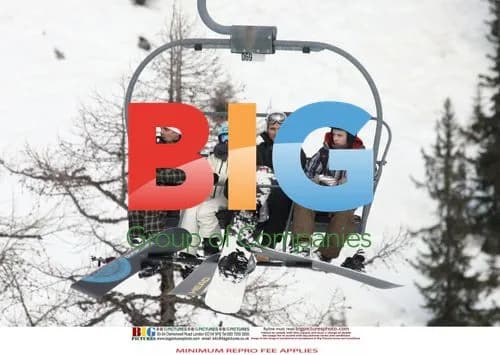 Kylie Minogue and Boyfriend in Alpes Ski Resort