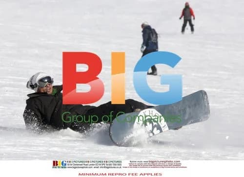 Kylie Minogue and Andres Velencoso in Ski Resort