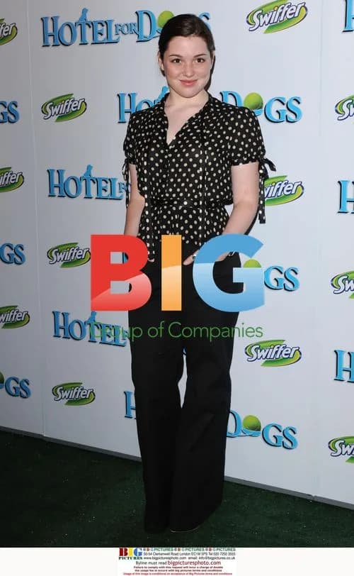 Jennifer Stone at Hotel for Dogs Premiere