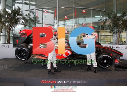 McLaren Mercedes reveal new MP4-24