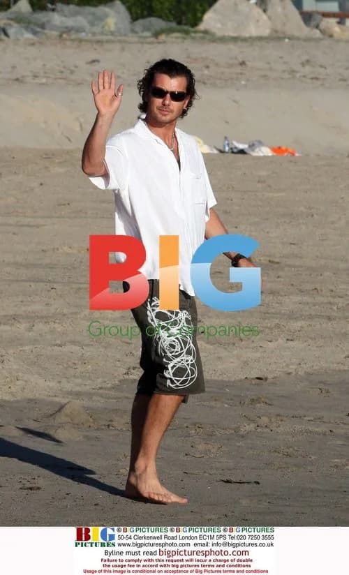 Gavin Rossdale stops at Starbucks with son in Malibu