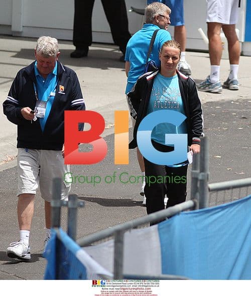 Svetlana Kuznetsova leaves Melbourne casino