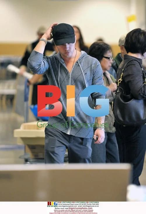 Ryan Phillippe and Abbie Cornish Shop at IKEA