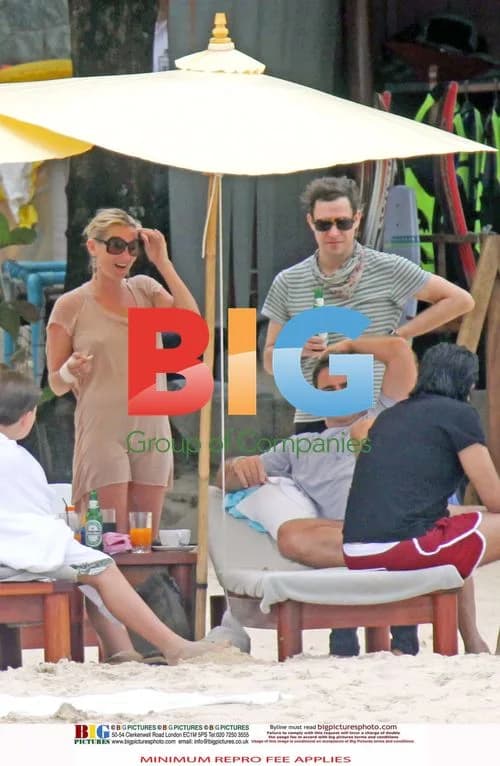 Kate Moss and friends relax in Thailand