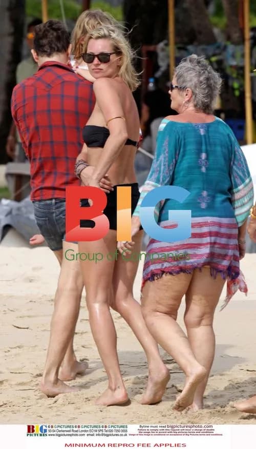 Kate Moss Family Vacation