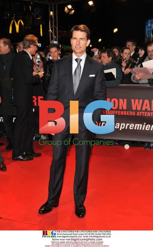 Tom Cruise Arrives for Valkyrie Premiere