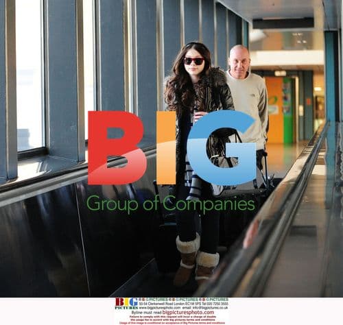 Michelle Trachtenberg on Budget Airline