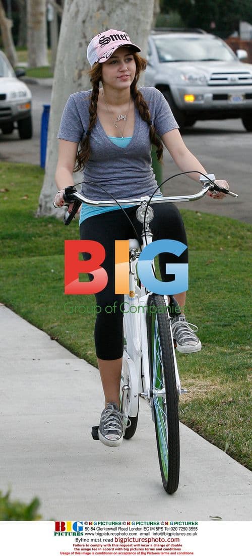 Miley Cyrus and Tish Cyrus Leaving Pilates