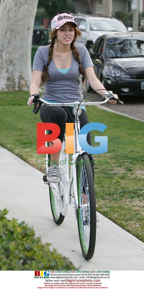 Miley Cyrus and Tish Cyrus Leaving Pilates Class