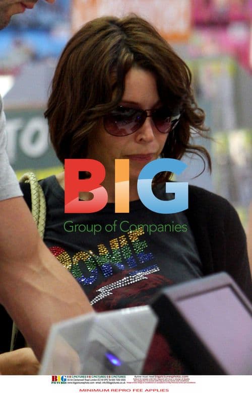 Dannii Minogue and Kris Smith Shopping