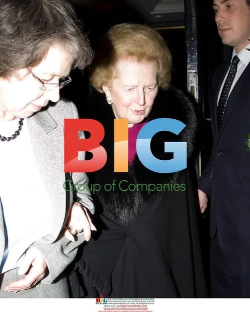 Frail Baroness Thatcher leaves restaurant