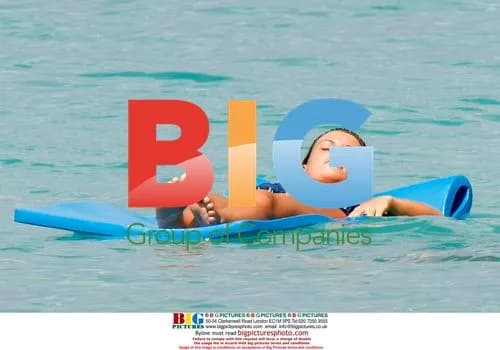 Coleen Rooney Swims in Caribbean