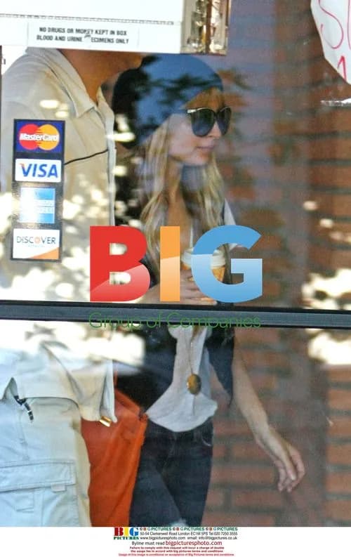 Nicole Richie Entering Driver Safety School
