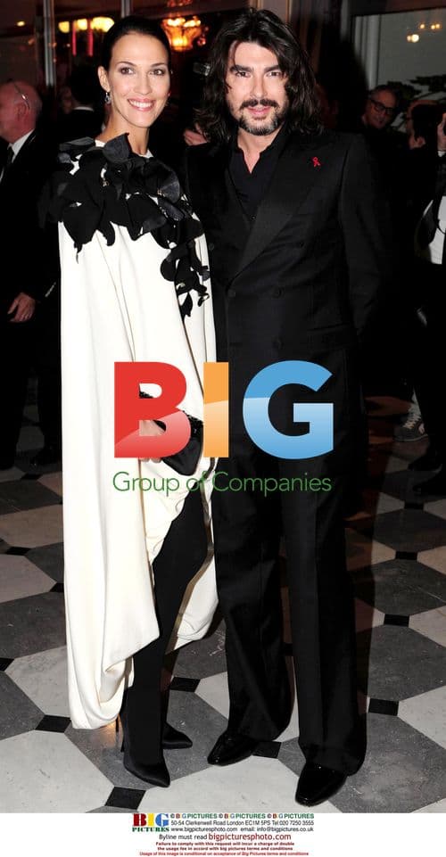 Celebs at Fashion Dinner for Aids in Paris