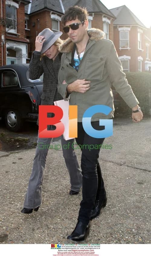Kate Moss and Jamie Hince Leaving Home