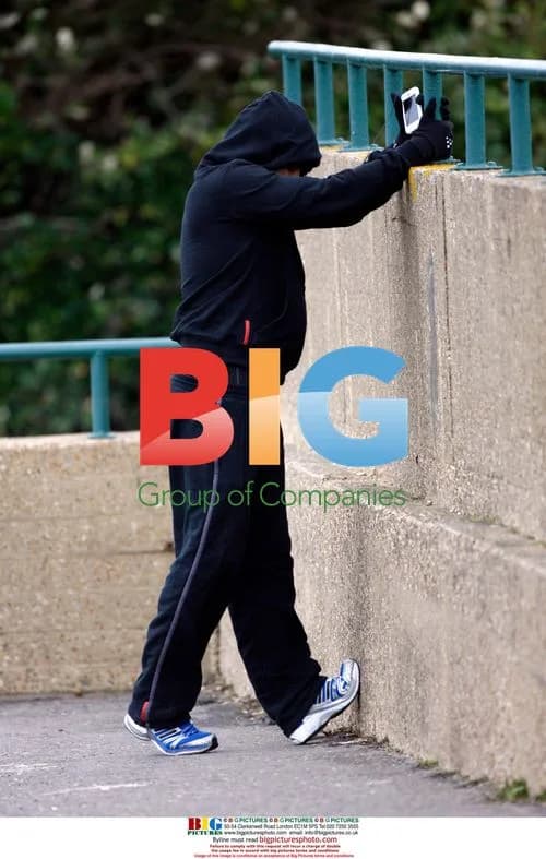 Peter Andre Jogging in Tracksuit