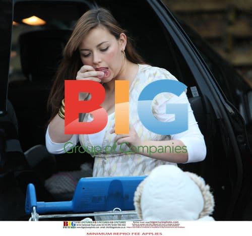 Charlotte Church and Kids Go to Tesco