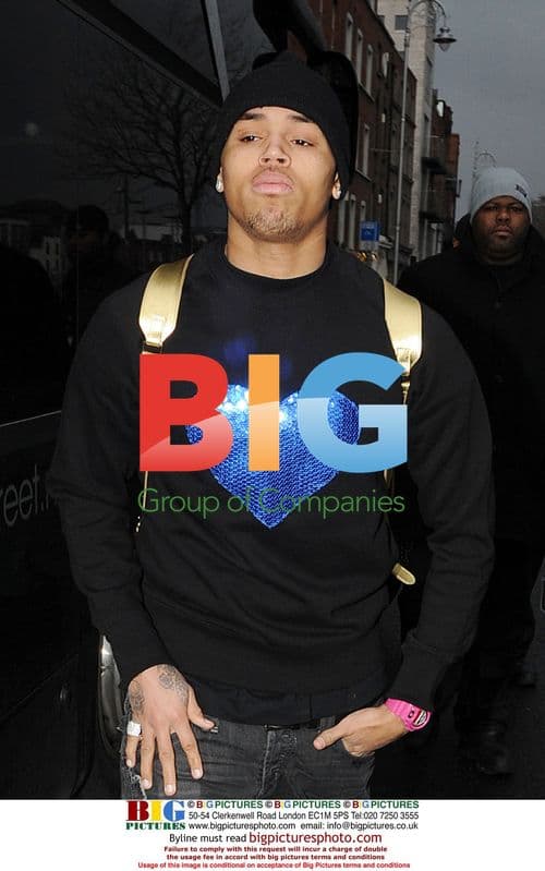 Chris Brown leaves Dublin hotel