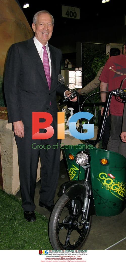 Former NY Governor Pataki at GoGreen Expo