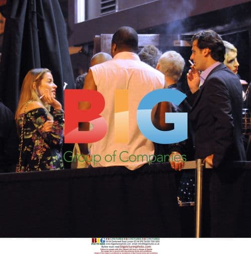 Ellen Rives Relaxes with Friends in London