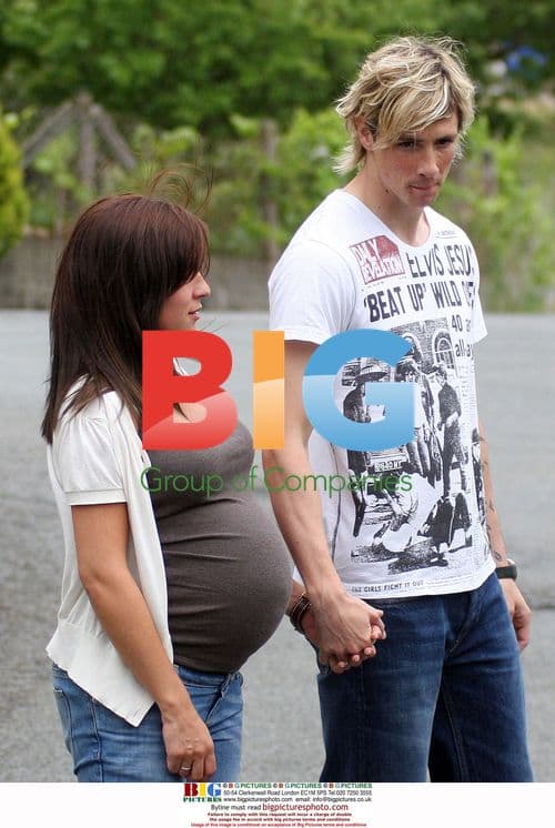 Fernando Torres and wife Olalla in Spain