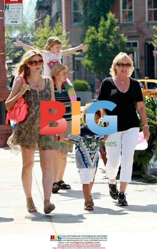 Heidi Klum and family shopping