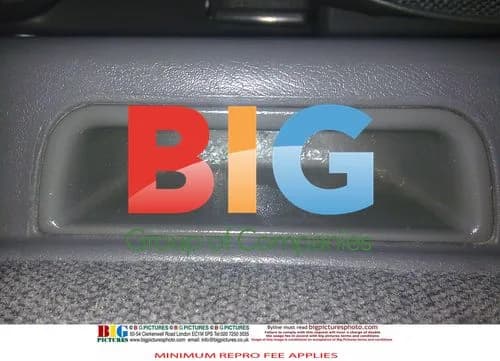 Cristiano Ronaldo breaks car window