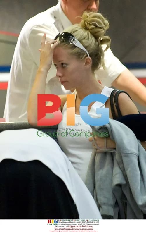 Newlyweds Kendra Wilkinson and Hank Baskett Depart LAX