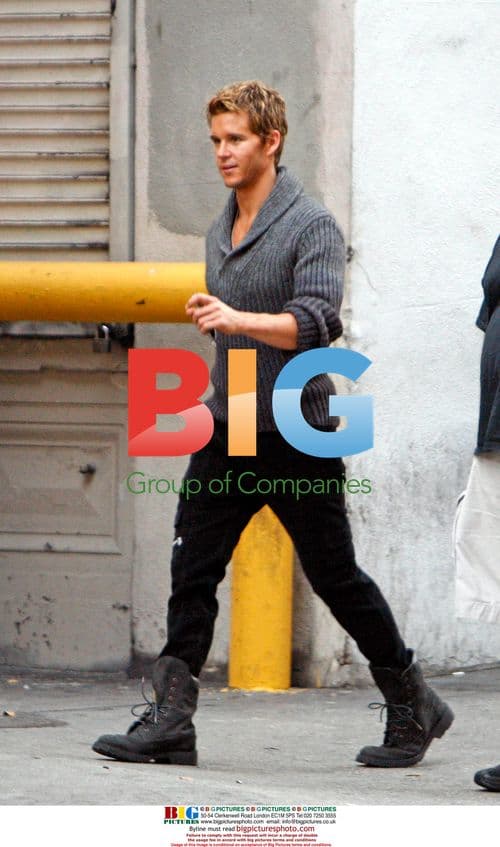 Ryan Kwanten at LA Photo Shoot