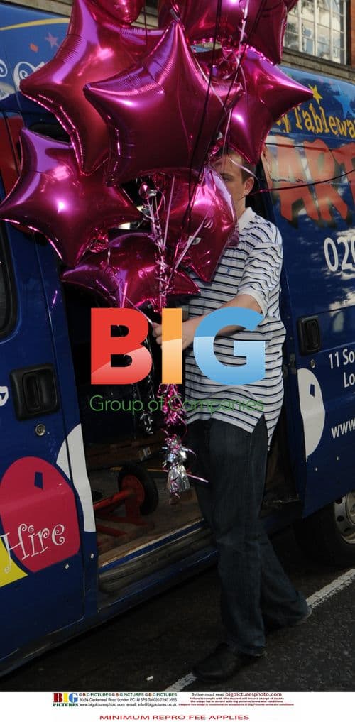 Cheryl Cole's Giant Birthday Cake