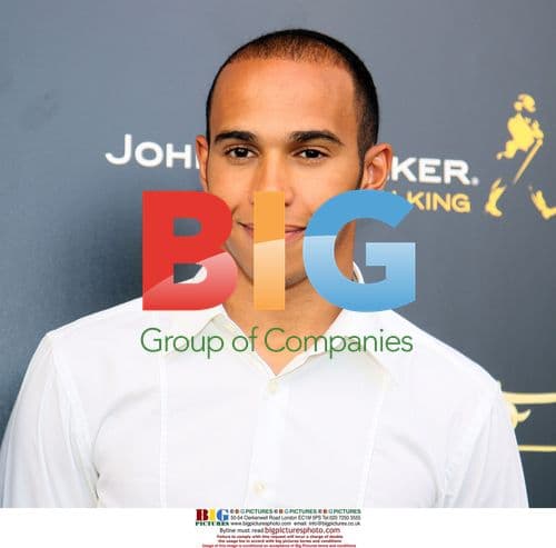 Celebrities promote anti-drunk driving campaign in Madrid