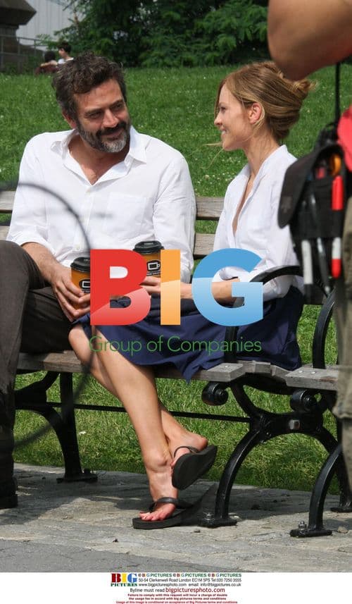 Hilary Swank and Jeffrey Dean Morgan on 'The Resident' Set