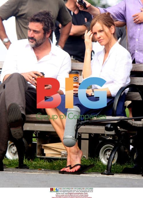 Hilary Swank and Jeffrey Dean Morgan on film set