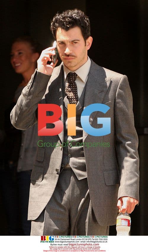 Chris Messina leaving Vanity Fair photoshoot