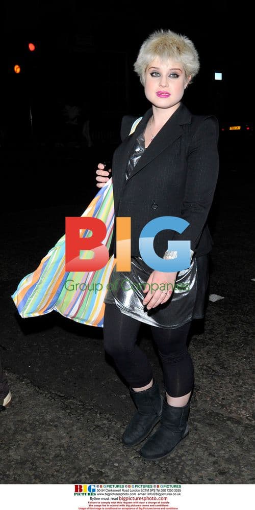 Kelly Osborne leaving Bungalow 8 with friends