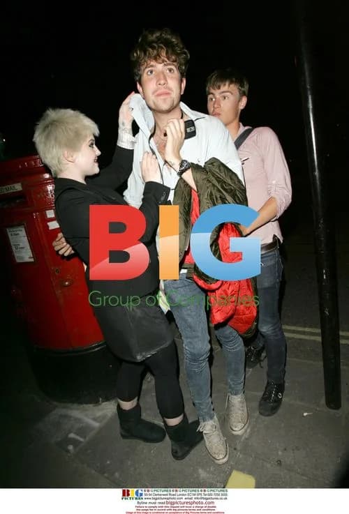 Nick Grimshow leaves Blur after party with companion
