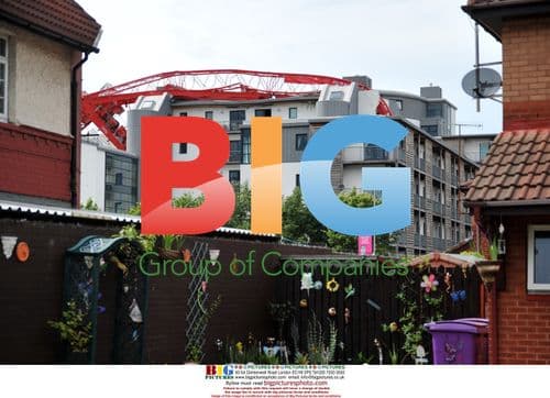 Crane collapse onto apartment block in Liverpool