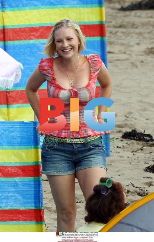 Cast of 'Gavin and Stacey' filming on beach