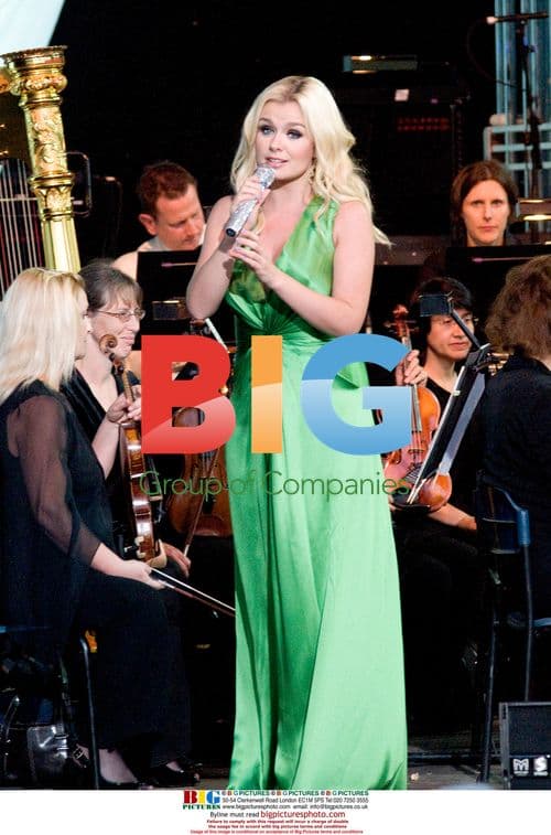 Katherine Jenkins Performs at Henley Festival