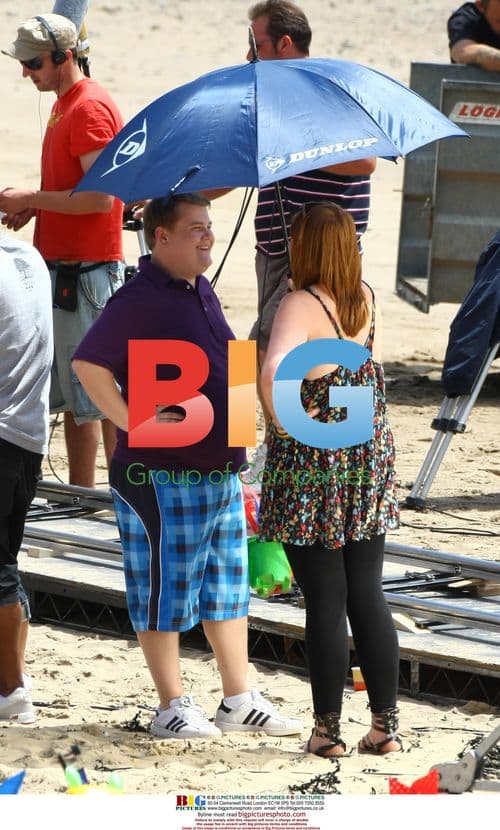 Gavin and Stacey cast filming on beach