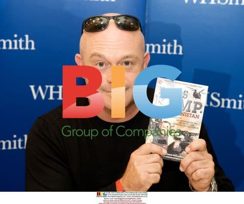 Ross Kemp signs 'Afghanistan' book in Sheffield