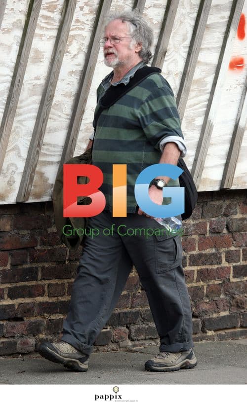 Bill Oddie Strolls in West London