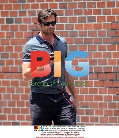 Hugh Jackman Chats on Phone in NYC