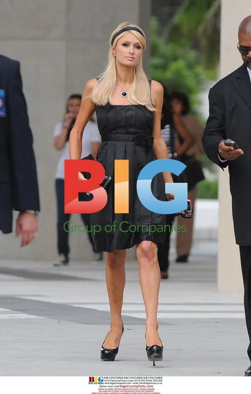 Paris Hilton leaves Miami courthouse