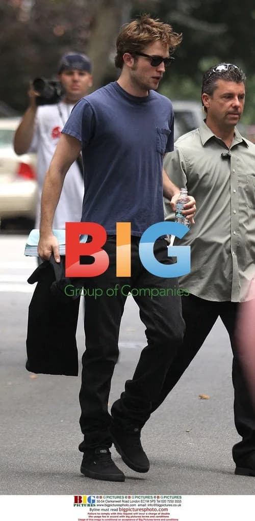 Robert Pattinson on 'Remember Me' set
